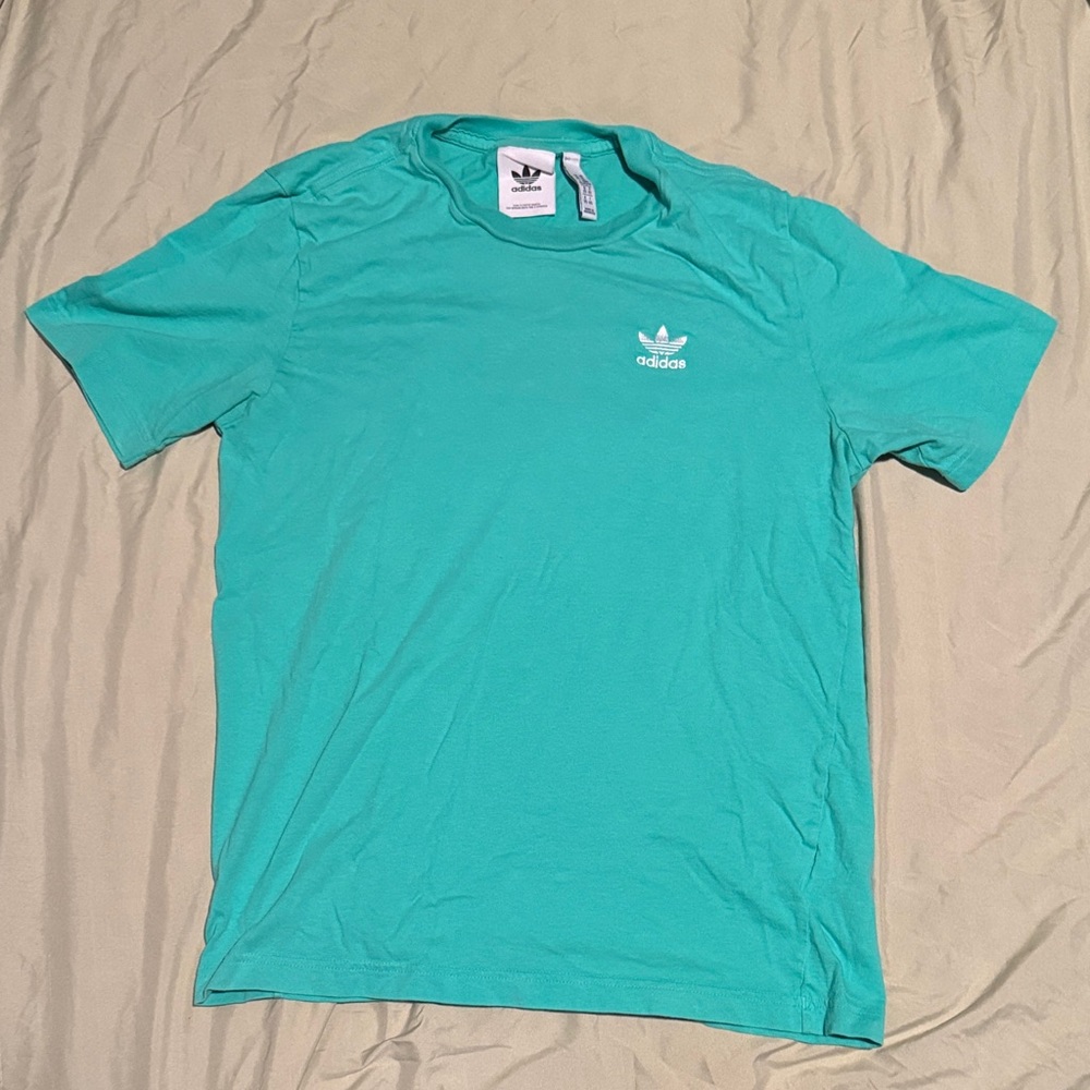 Classic teal men’s adidas tee